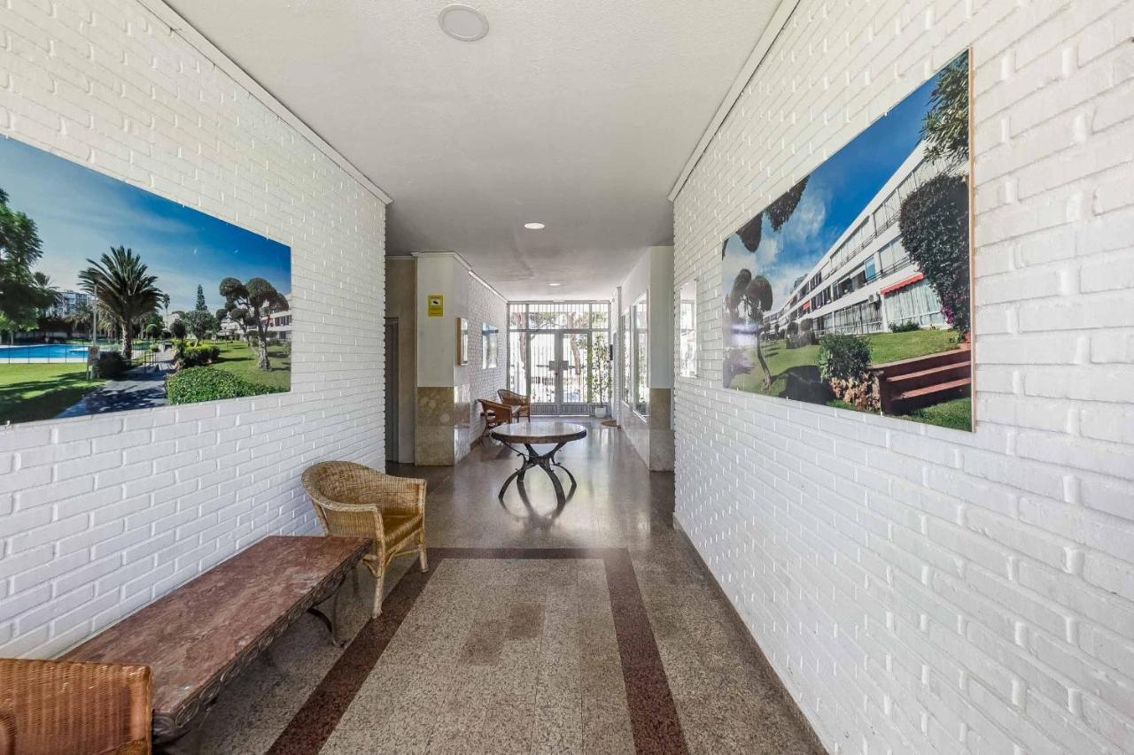 Apartamento Acogedor, Terraza, Piscina Y Mar Benalmádena Kültér fotó