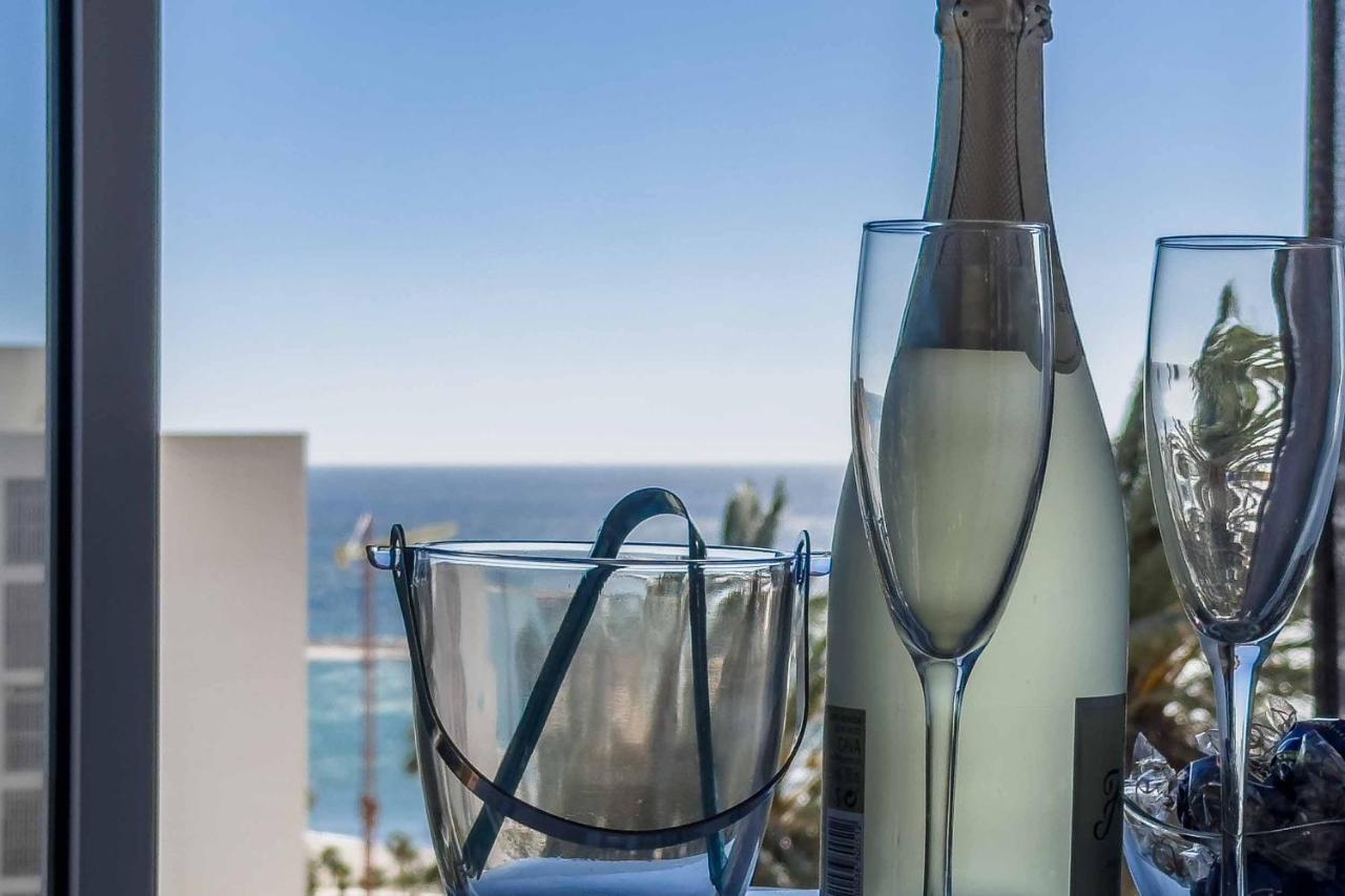 Apartamento Acogedor, Terraza, Piscina Y Mar Benalmádena Kültér fotó